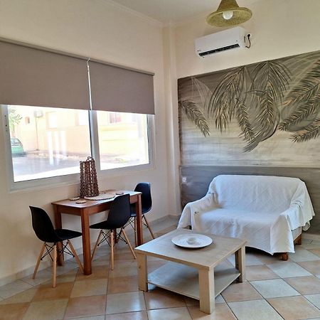 Kd Palm Home Lavrio Exterior photo